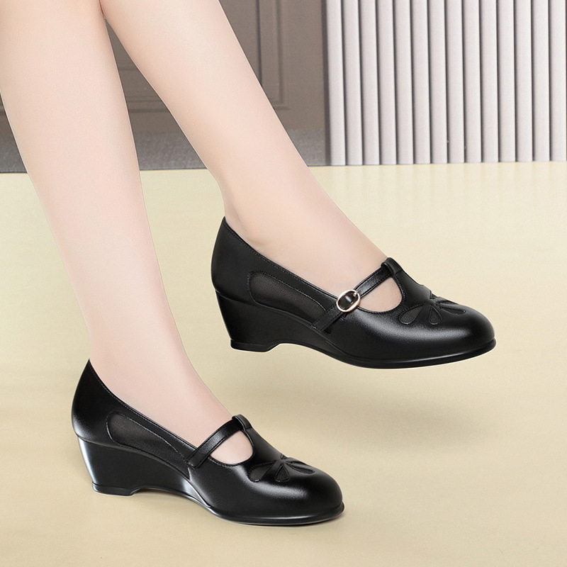 Middle Aged Women Summer Mesh  - Women'S Fashion Shoes 评论和价格