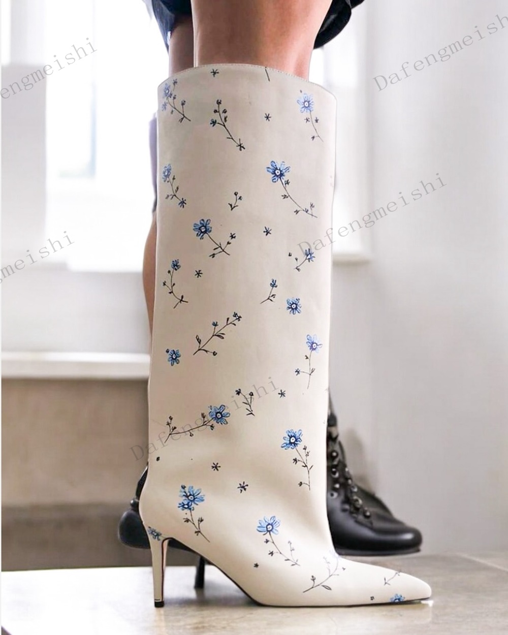 White Floral Print Knee High B - Women'S Fashion Knee High Boots 评论和价格